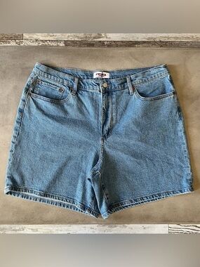 RSQ Light Blue Denim High-Rise Midi Shorts Size 24